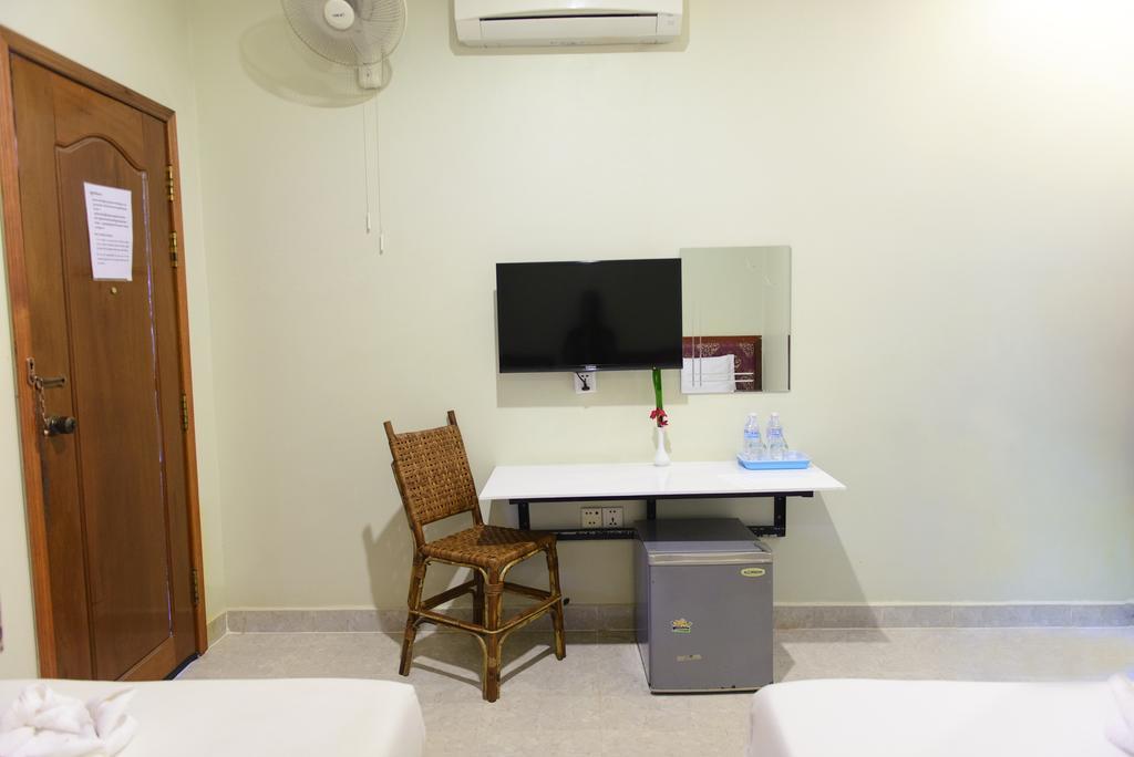 Zana Beach Guesthouse Sihanoukville Eksteriør billede