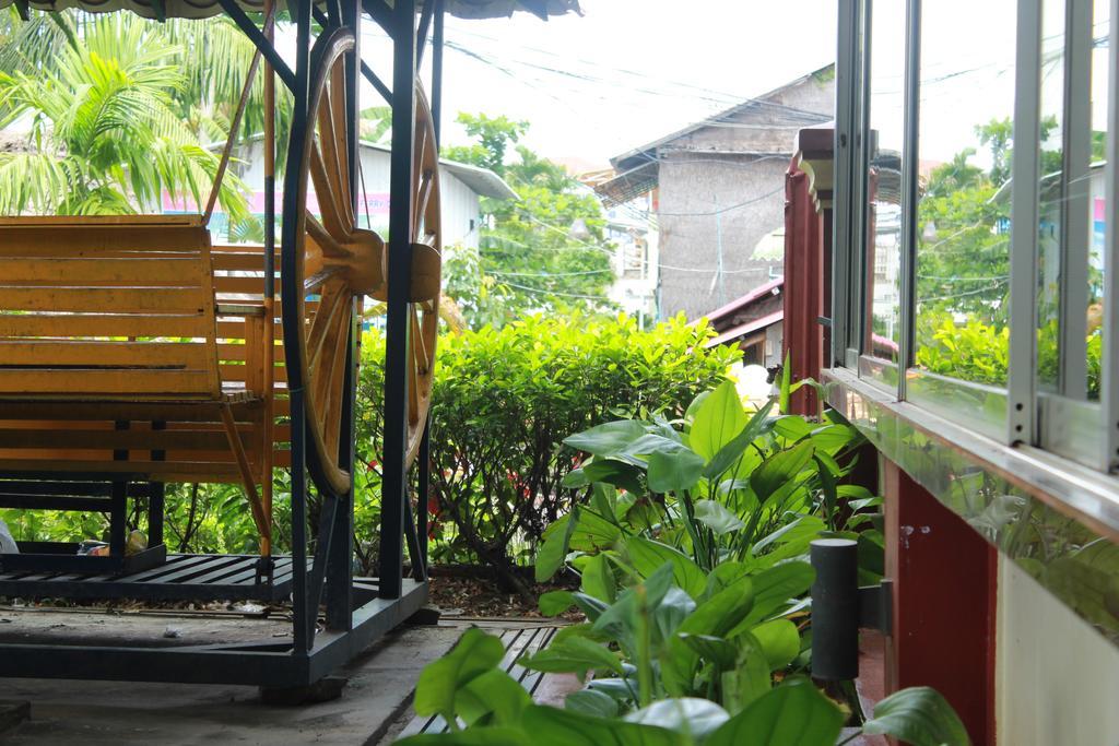 Zana Beach Guesthouse Sihanoukville Eksteriør billede