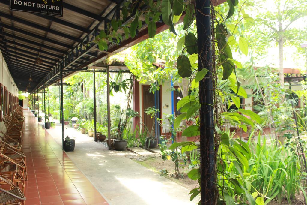 Zana Beach Guesthouse Sihanoukville Eksteriør billede